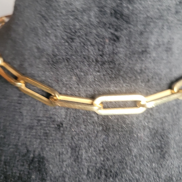Victoria Emerson Gold Tone Paperclip Link Necklace 16-18" - Picture 2 of 6